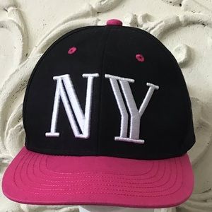 New York “NY” SnapBack NWOT